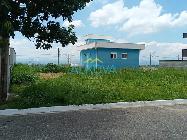 Terreno com 300m², à venda, no bairro Recanto dos Eucaliptos em São José dos Campos