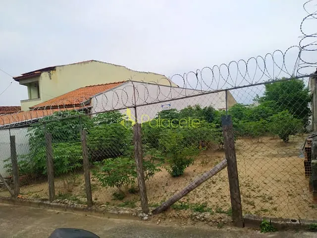 Terreno com 300m², à venda, no bairro Residencial Mombaça I em Pindamonhangaba