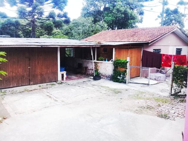 Chácara com 4043m² 2 quartos e 1 banheiro, à venda, no bairro Lamenha Grande em Almirante Tamandaré