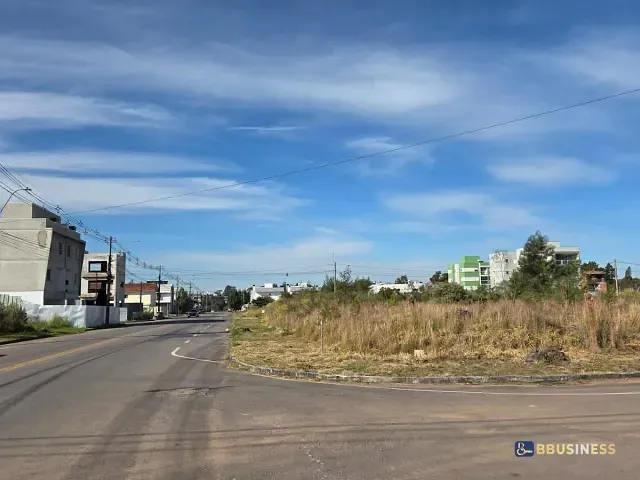 Terreno com 397m², à venda, no bairro São Virgílio em Caxias do Sul