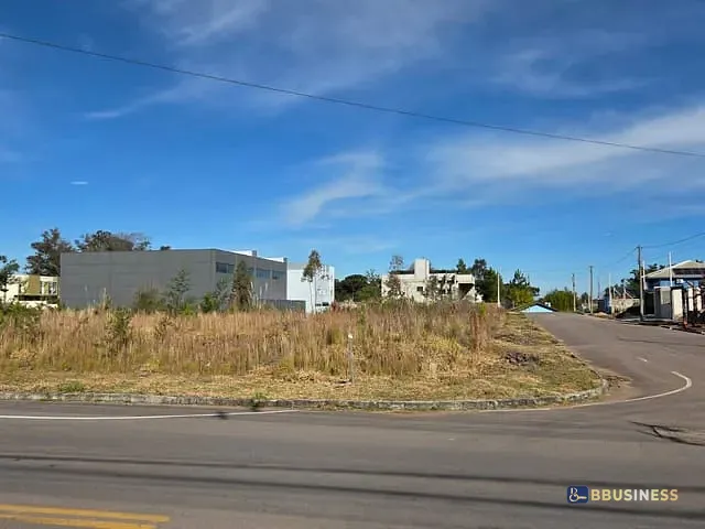 Terreno com 397m², à venda, no bairro São Virgílio em Caxias do Sul