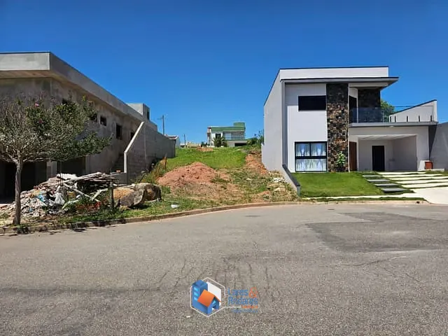 Terreno com 221m² 1 quarto e 1 banheiro, à venda, no bairro Pinhal em Cabreúva