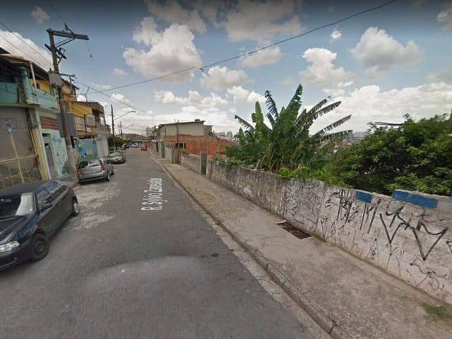 Terreno com 273m², à venda, no bairro Parque Pinheiros em Taboão da Serra