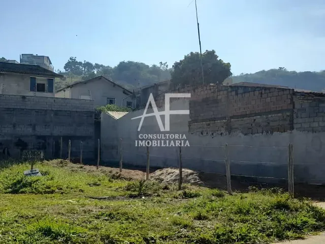 Terreno com 435m², à venda, no bairro Residencial Estoril em Taubaté