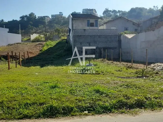 Terreno com 435m², à venda, no bairro Residencial Estoril em Taubaté