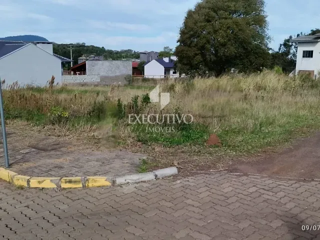 Terreno com 452m², à venda, no bairro São Caetano em Arroio do Meio
