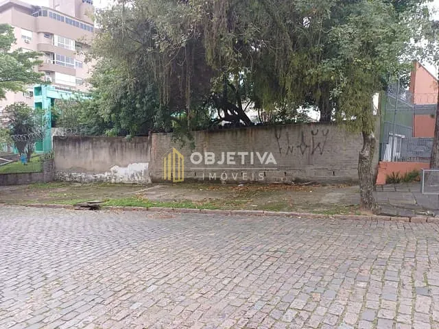 Terreno com 446m², à venda, no bairro Chácara das Pedras em Porto Alegre