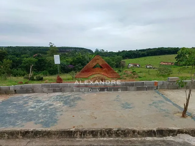 Terreno com 150m², à venda, no bairro Santa Herminia em São José dos Campos