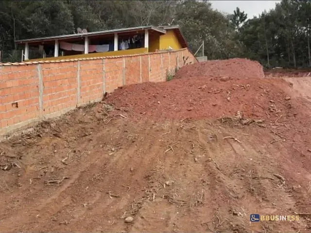 Terreno com 400m², à venda, no bairro Estância Yporanga em Jarinu