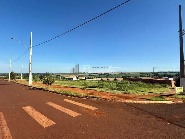 Terreno com 366m², à venda, no bairro Loteamento Bem Viver Arapongas em Arapongas