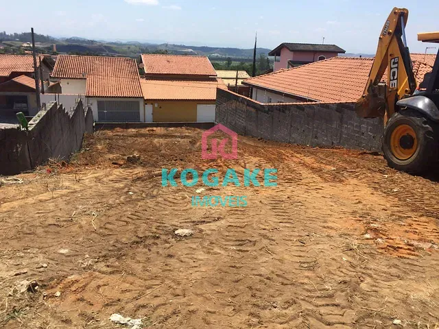 Terreno com 332m², à venda, no bairro Jardim Terras de São João em Jacareí