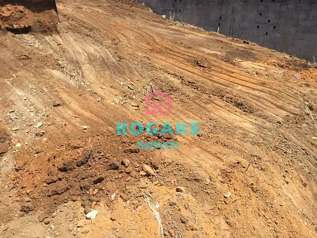 Terreno com 332m², à venda, no bairro Jardim Terras de São João em Jacareí
