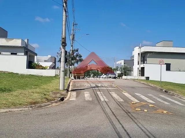 Terreno com 558m², à venda, no bairro Residencial Terras Do Vale em Caçapava