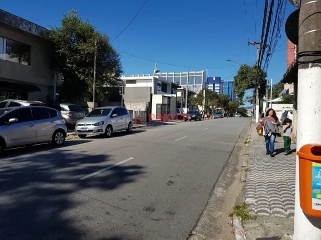 Terreno à venda, no bairro Jardim do Mar em São Bernardo do Campo