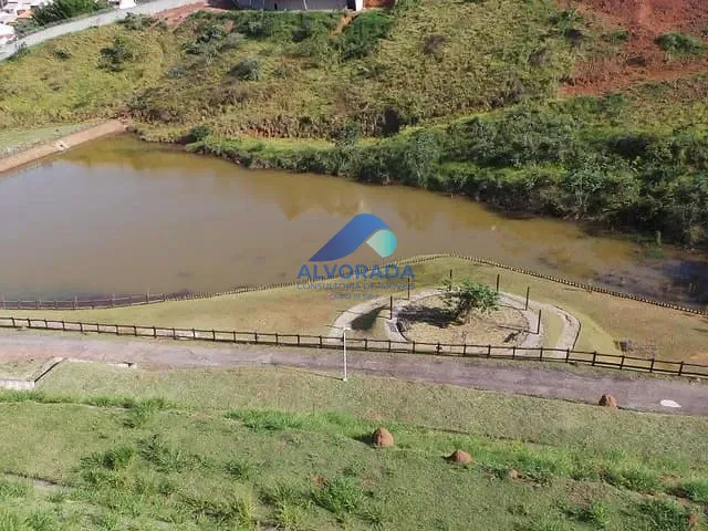 Terreno com 252m², à venda, no bairro Condomínio Residencial Mantiqueira em São José dos Campos