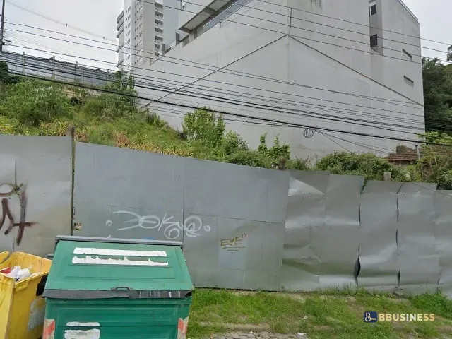 Terreno com 394m², à venda, no bairro Cristo Redentor em Caxias do Sul
