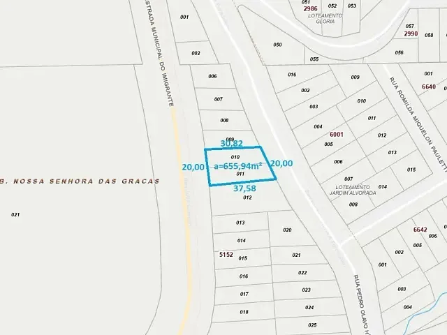 Terreno com 656m², à venda, no bairro Nossa Senhora das Graças em Caxias do Sul