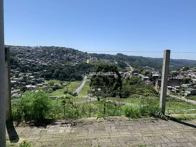 Terreno com 656m², à venda, no bairro Nossa Senhora das Graças em Caxias do Sul