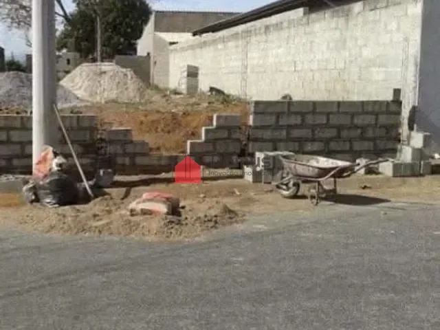 Terreno com 250m², à venda, no bairro Conjunto Residencial Araretama em Pindamonhangaba