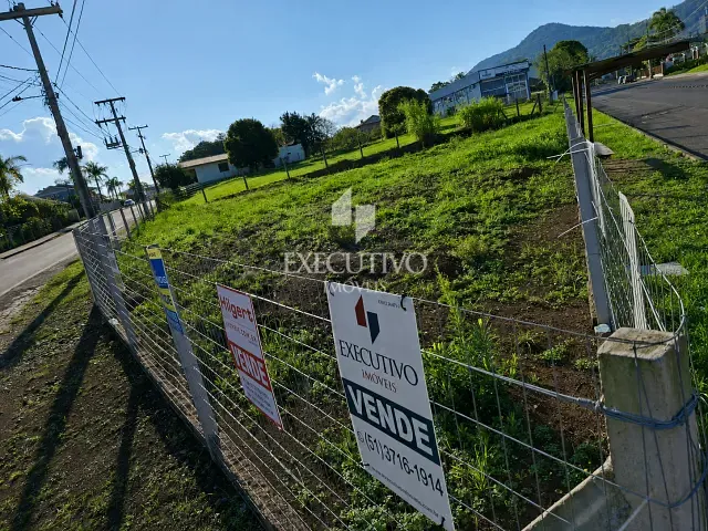 Terreno com 631m², à venda, no bairro São Caetano em Arroio do Meio