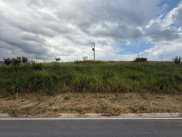 Terreno com 280m², à venda, no bairro Morada da Serra em Extrema