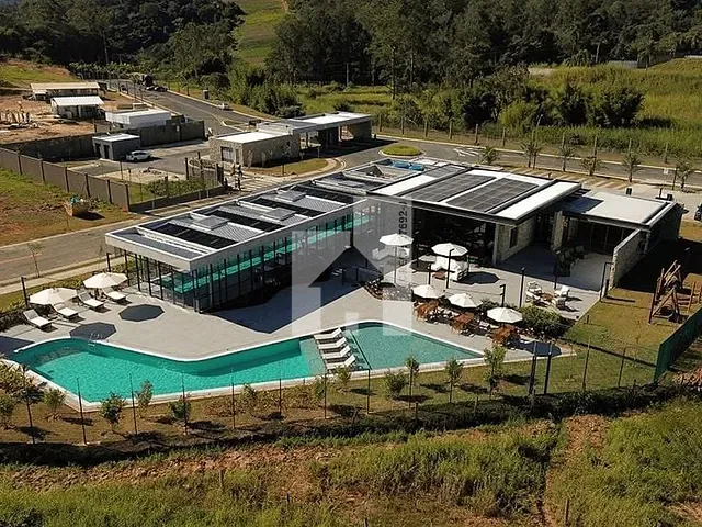 Terreno com 1000m², à venda, no bairro Ivoturucaia em Jundiaí