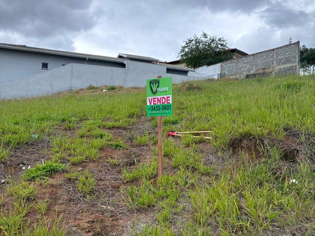 Terreno com 414m², à venda, no bairro Recanto do Sol em Extrema