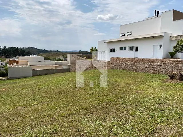 Terreno com 810m², à venda, no bairro Distrito Industrial Benedito Storani em Vinhedo