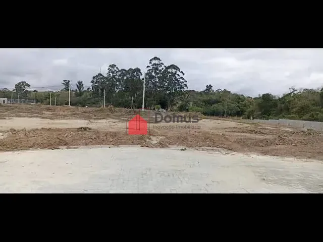 Terreno com 175m², à venda, no bairro Loteamento Industrial Água Preta em Pindamonhangaba