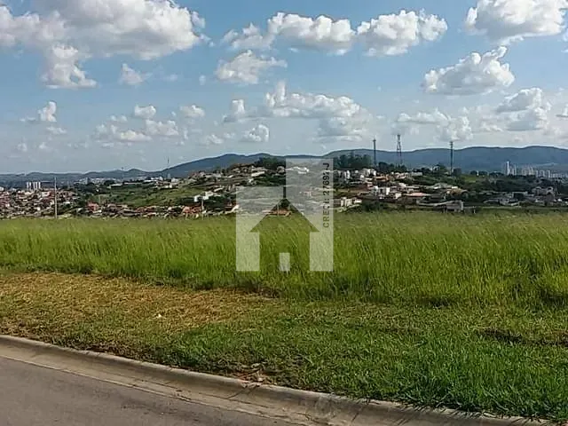 Terreno com 799m², à venda, no bairro Loteamento Vale Azul I em Jundiaí