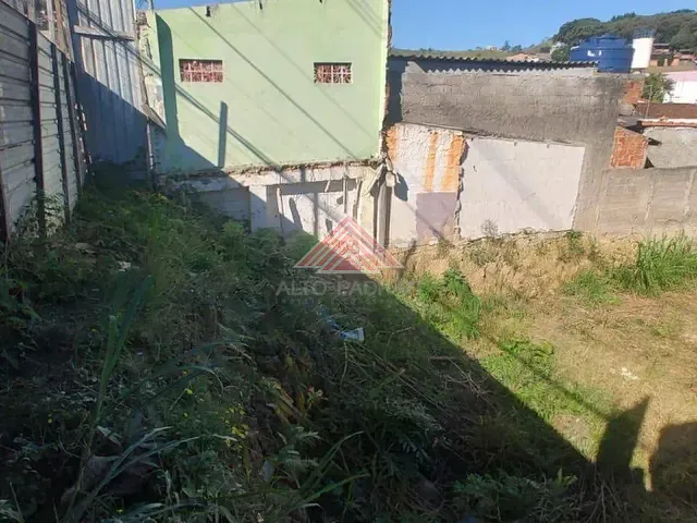 Terreno com 250m², à venda, no bairro Jardim Zaira em Mauá
