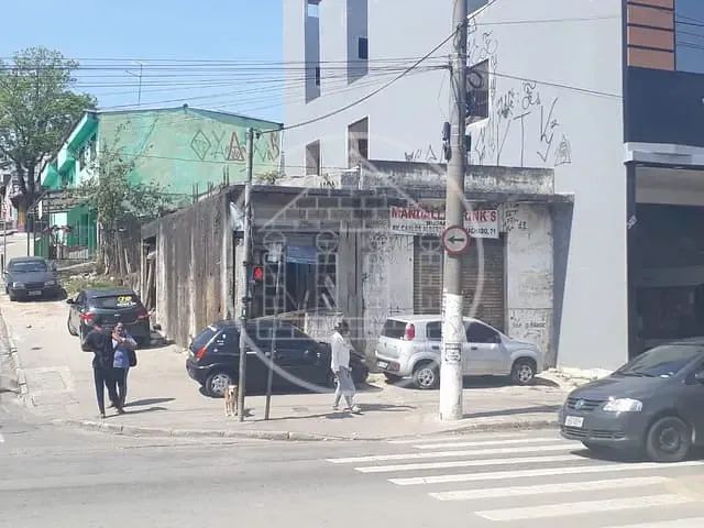 Terreno com 200m², à venda, no bairro Jardim Myrna em São Paulo
