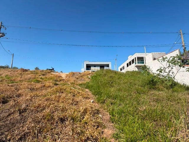 Terreno com 300m², à venda, no bairro Recanto Do Sol em Extrema