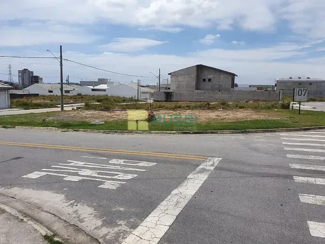 Terreno com 308m², à venda, no bairro Portal dos Pássaros em São José dos Campos