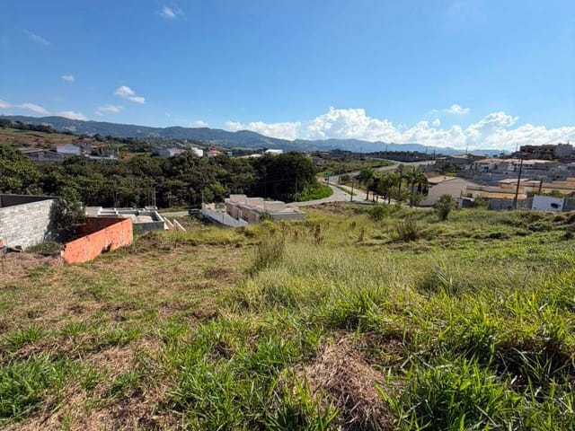 Terreno com 524m², à venda, no bairro Recanto do Sol em Extrema