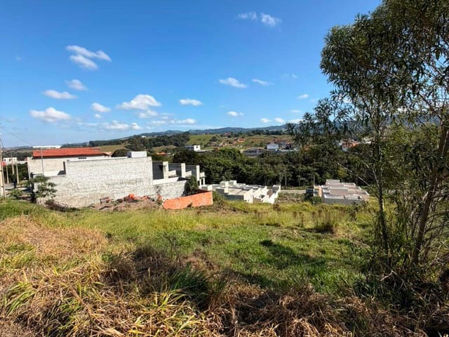 Terreno com 524m², à venda, no bairro Recanto do Sol em Extrema