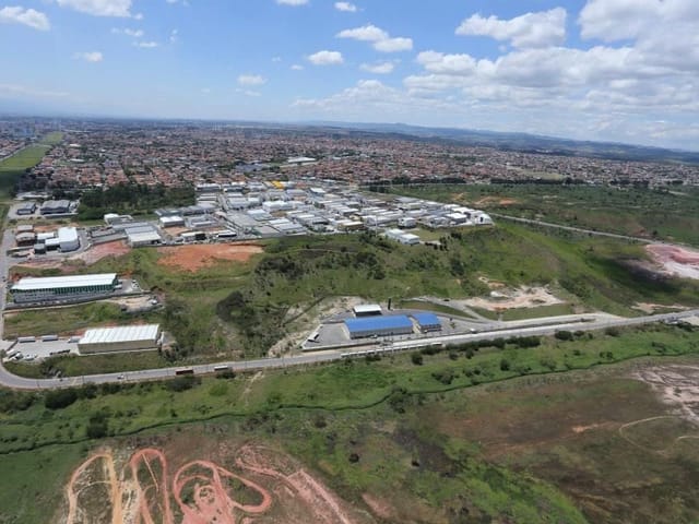 Foto do Terreno - Área à venda, 9450 m² por R$ 6.000.000,00 - Jardim Vale do Sol - São José dos Campos/SP | INDEPENDENCE NEGOCIOS IMOBILIARIOS LTDA