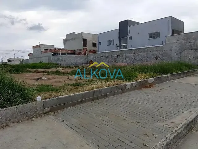 Terreno com 175m², à venda, no bairro Santa Cecilia II em São José dos Campos