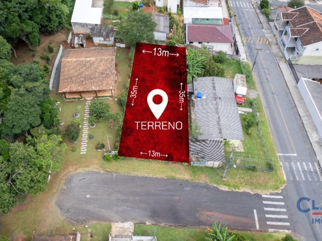 Terreno à venda, no bairro Jardim Sao Vicente em Campo Largo
