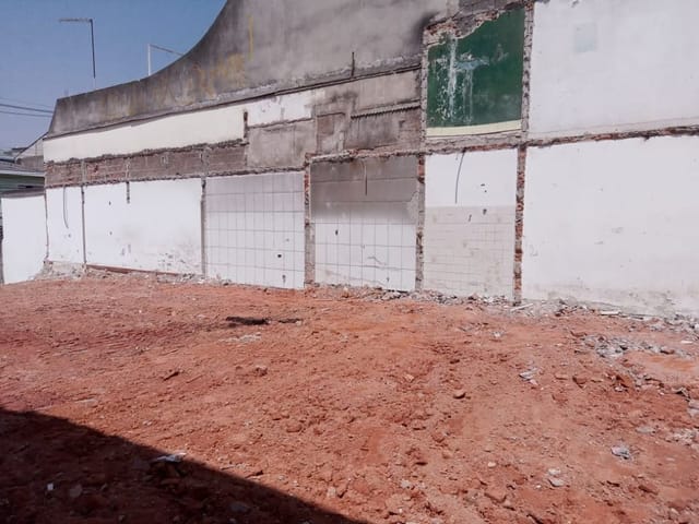 Terreno com 250m², à venda, no bairro Jardim Elvira em Osasco