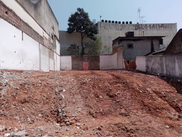 Terreno com 250m², à venda, no bairro Jardim Elvira em Osasco