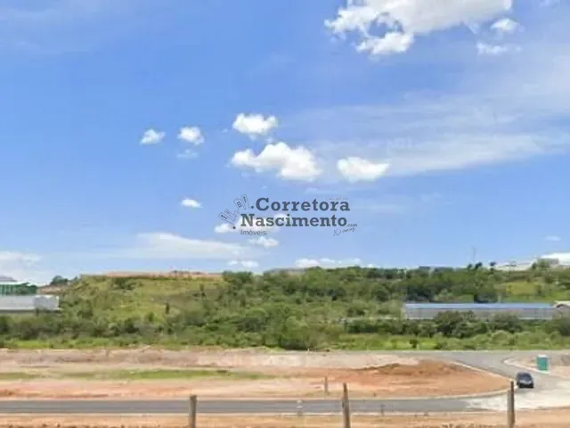 Terreno com 630m², à venda, no bairro Residencial Santa Paula em Jacareí