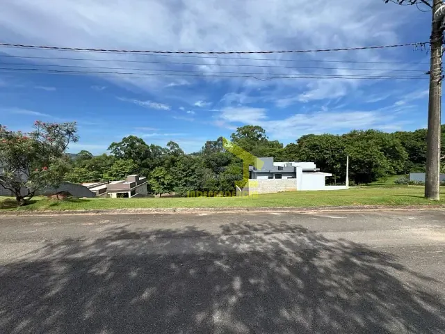 Terreno com 380m², à venda, no bairro Condomínio Ville de France em Itatiba