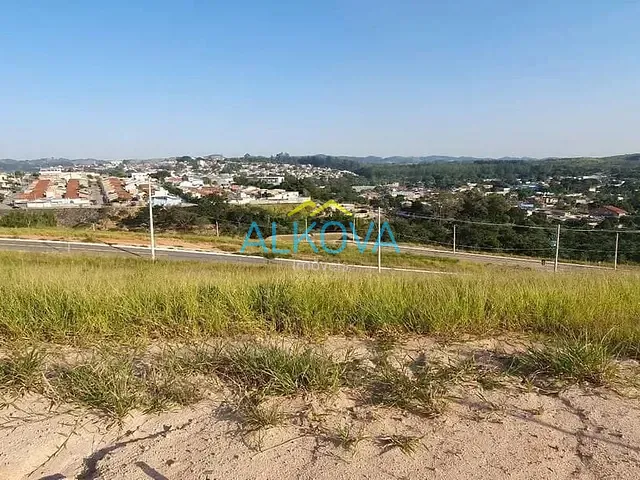 Terreno com 250m², à venda, no bairro Putim em São José dos Campos