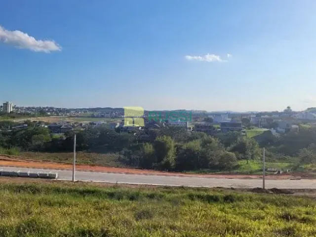 Terreno com 332m², à venda, no bairro Condomínio Terras Alpha em São José dos Campos