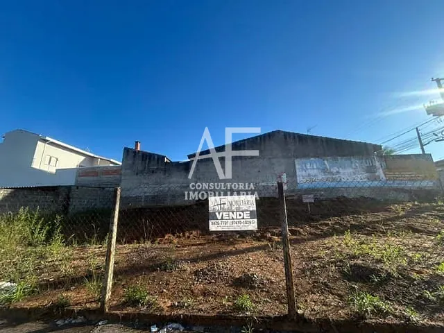 Terreno com 275m², à venda, no bairro Residencial Estoril em Taubaté