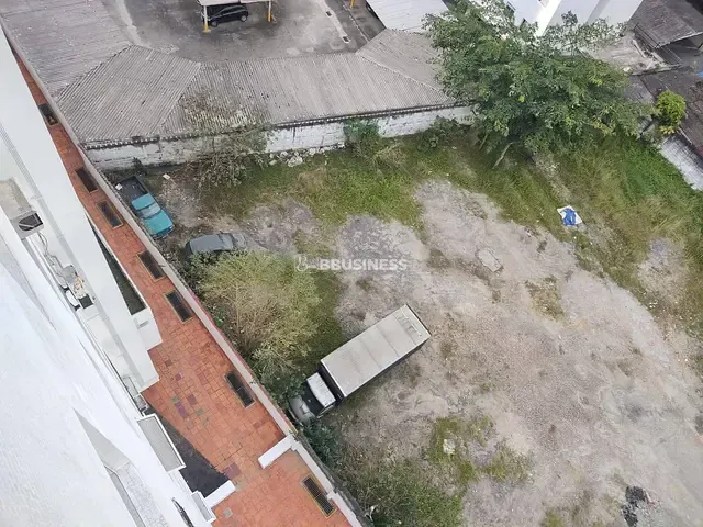 Terreno com 2925m², à venda, no bairro Centro em São Vicente