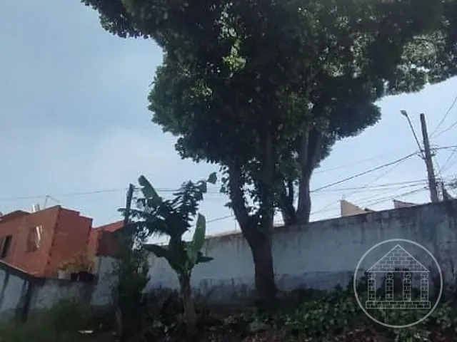 Terreno com 325m², à venda, no bairro Terceira Divisão de Interlagos em São Paulo