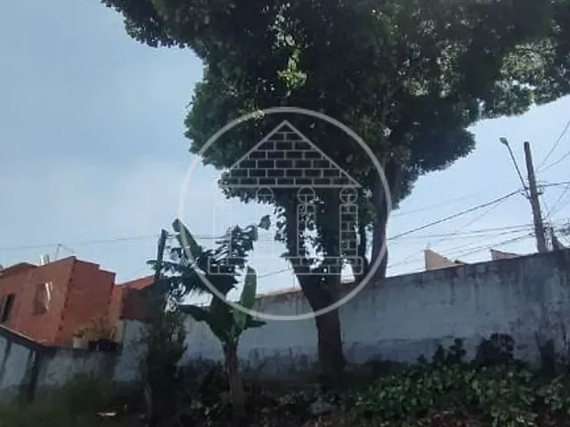 Terreno com 325m², à venda, no bairro Terceira Divisão de Interlagos em São Paulo