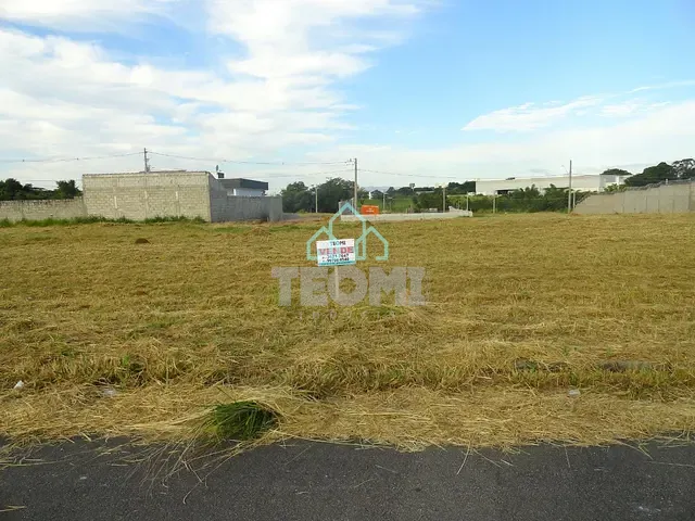 Terreno com 300m², à venda, no bairro Loteamento Industrial em Taubaté